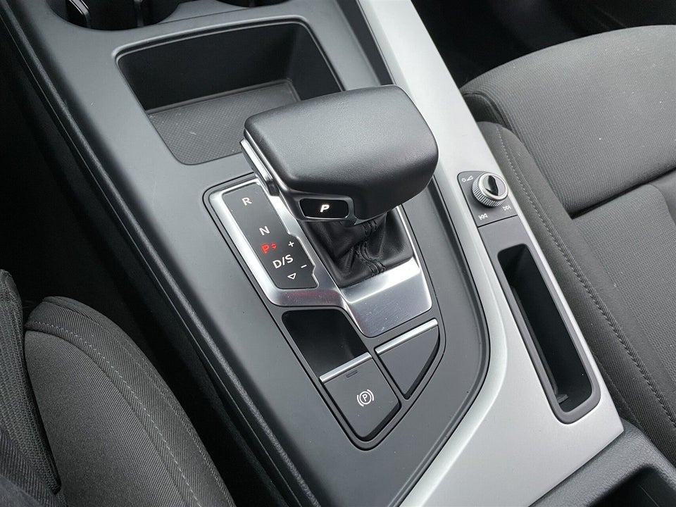 Audi A4 40 TFSi Advanced Prestige Tour plus Avant S-tr. 5d