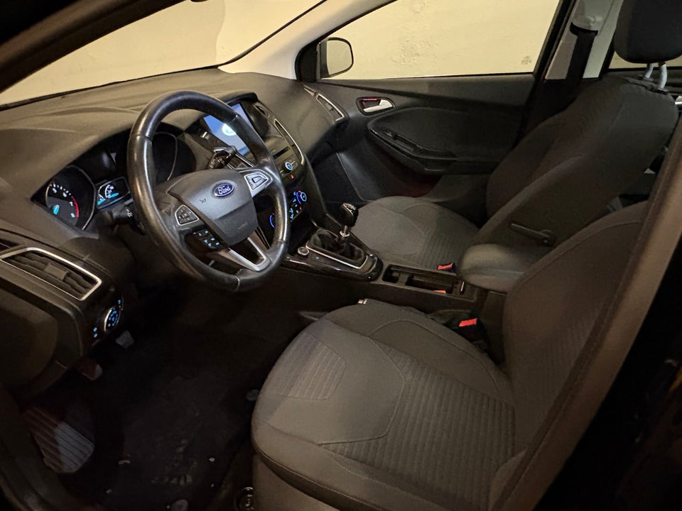 Ford Focus 1,0 SCTi 125 Titanium stc. 5d