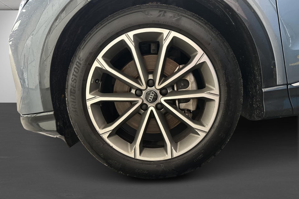 Audi Q4 e-tron 40 Attitude S-line 5d