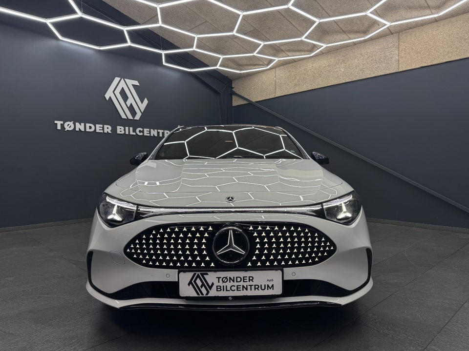 Mercedes CLA250+ electric Progressive Premium Plus 4d