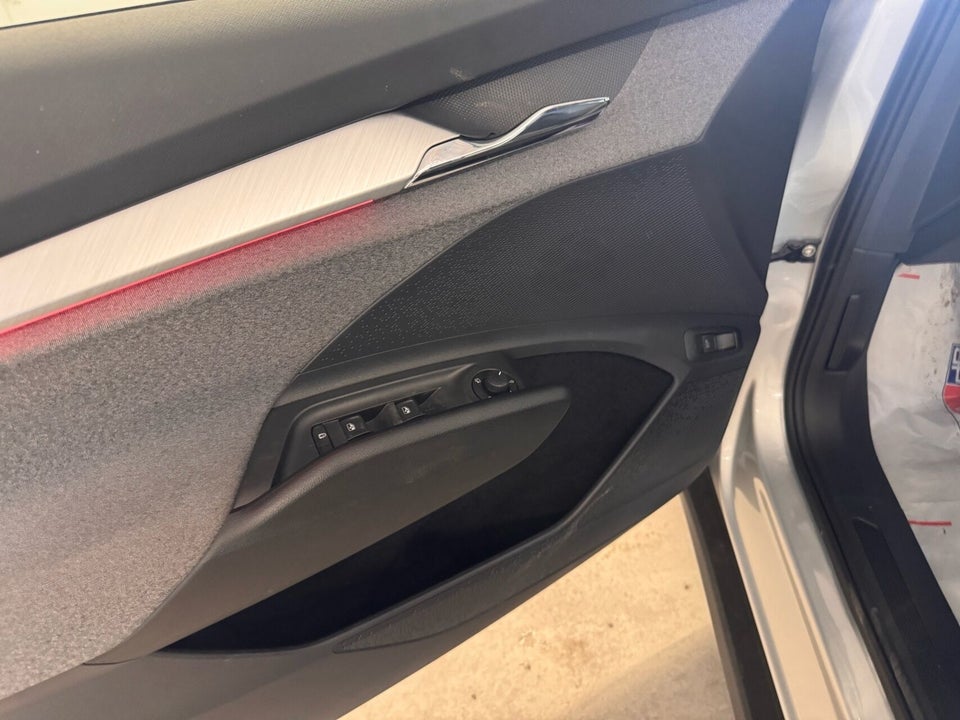 Skoda Enyaq 60 iV Premium 5d