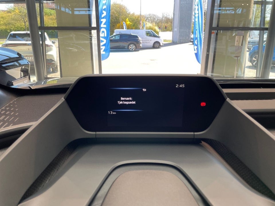 Toyota bZ4X Executive 5d