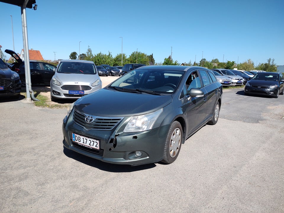 Toyota Avensis 1,8 VVT-i T2 Business stc. 5d