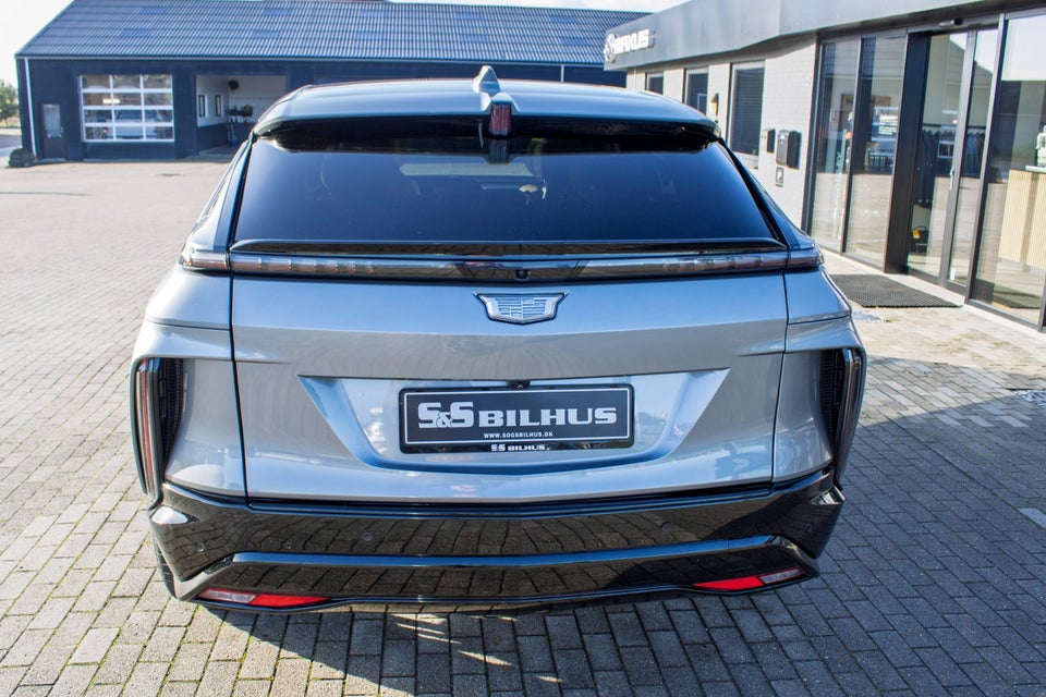 Cadillac Lyriq 600 E4 Sport AWD 5d