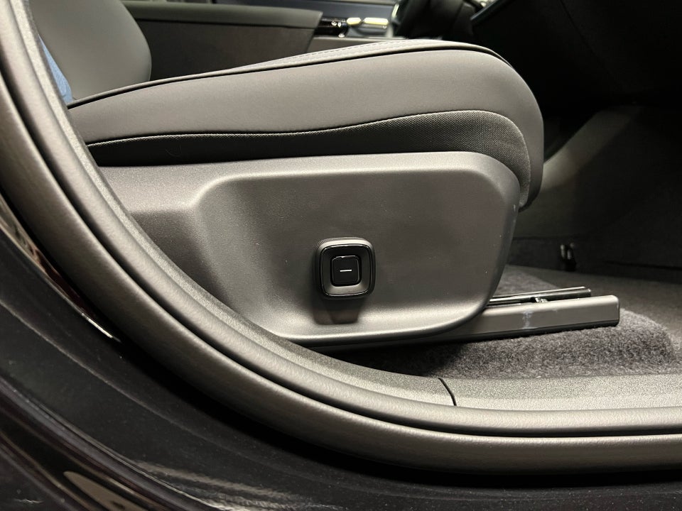 Volvo EX30 Extended Range Ultra 5d