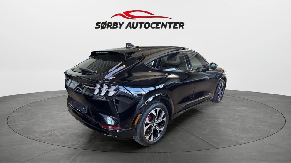 Ford Mustang Mach-E 70 Premium Standard Range 5d