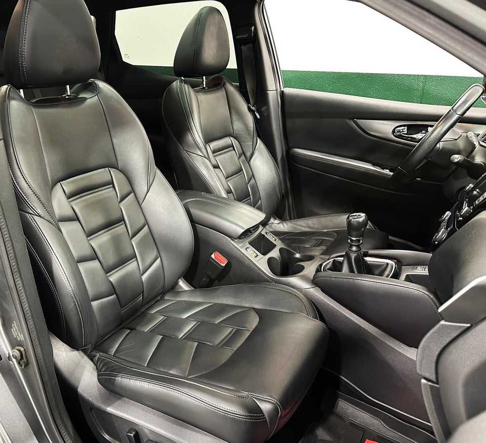 Nissan Qashqai 1,3 Dig-T 140 Tekna+ 5d