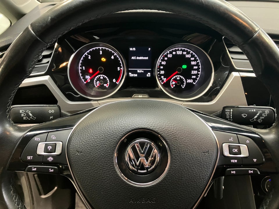 VW Touran 1,6 TDi 115 Comfortline DSG 7prs 5d