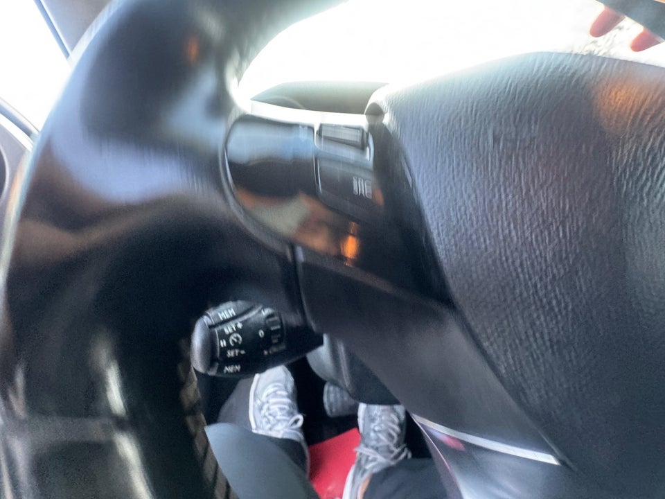 Peugeot 308 1,2 e-THP 130 Active EAT6 5d