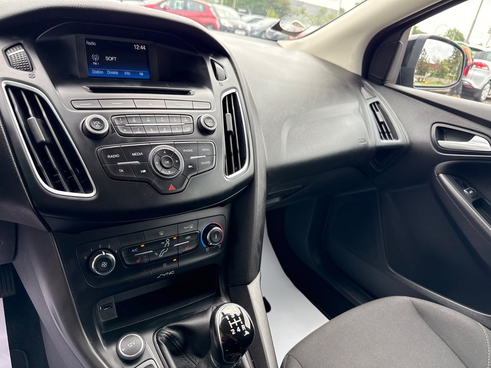 Ford Focus 1,0 SCTi 100 Trend stc. 5d