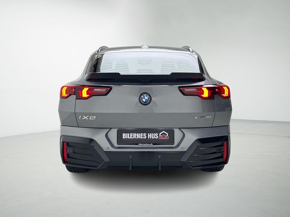 BMW iX2 xDrive30 M-Sport 5d