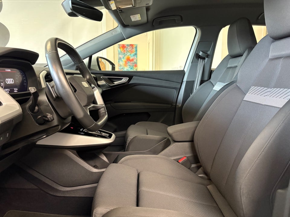 Audi Q4 e-tron 40 Advanced 5d