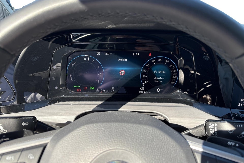 VW Golf VIII 1,4 eHybrid DSG 5d