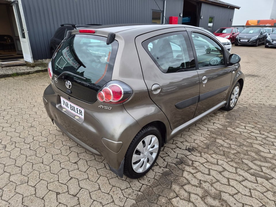 Toyota Aygo 1,0 VVT-i T1 5d