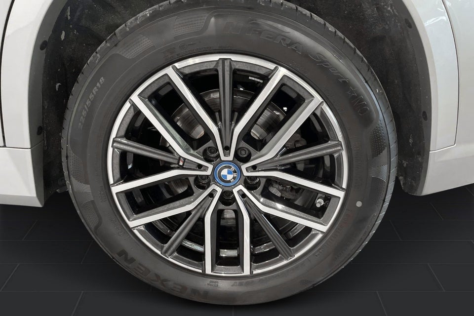 BMW iX1 eDrive20 M-Sport 5d