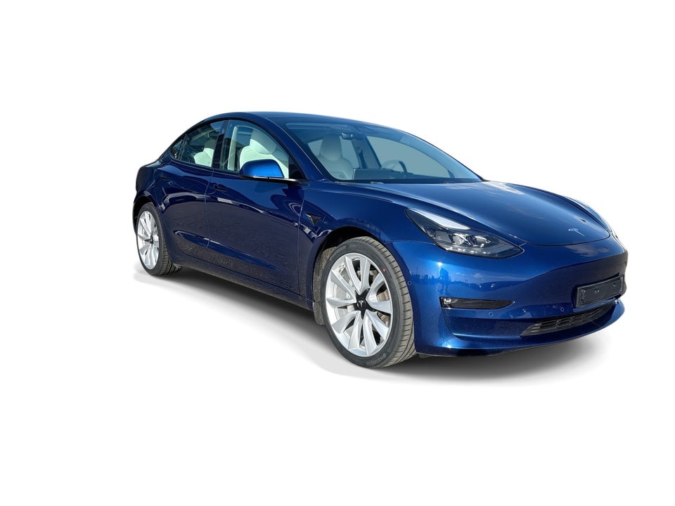 Tesla Model 3 Long Range AWD 4d