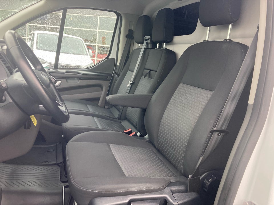 Ford Transit Custom 300L 2,0 TDCi 130 Trend