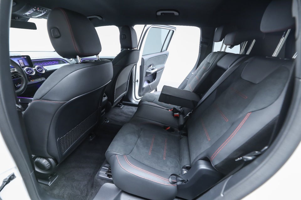 Mercedes EQB250+ AMG Advance 5d