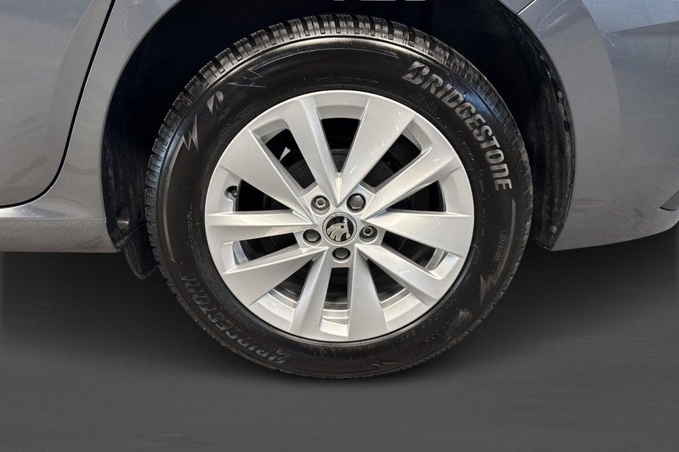 Skoda Scala 1,0 TSi 115 Selection DSG 5d