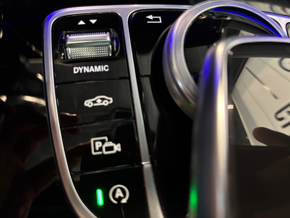 Mercedes E220 d 2,0 AMG Line stc. aut. 5d