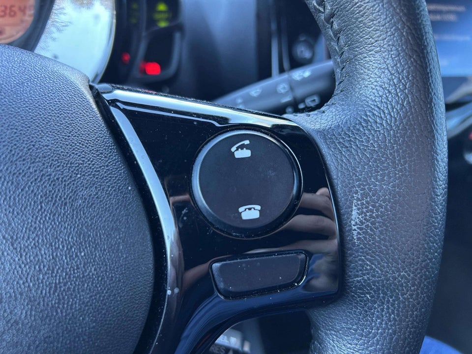 Toyota Aygo 1,0 VVT-i x-cite 5d