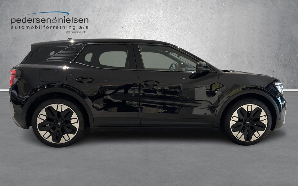 Ford Explorer 82 Premium Extended Range 5d