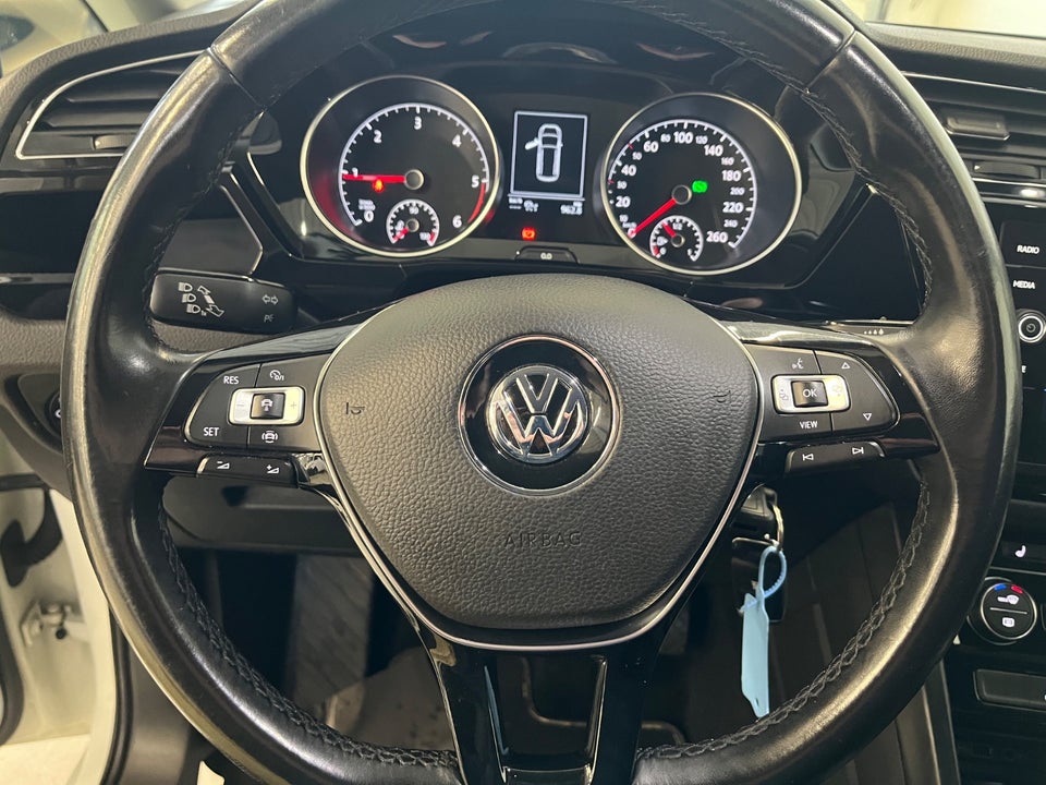 VW Touran 2,0 TDi 115 Comfortline DSG Van 5d