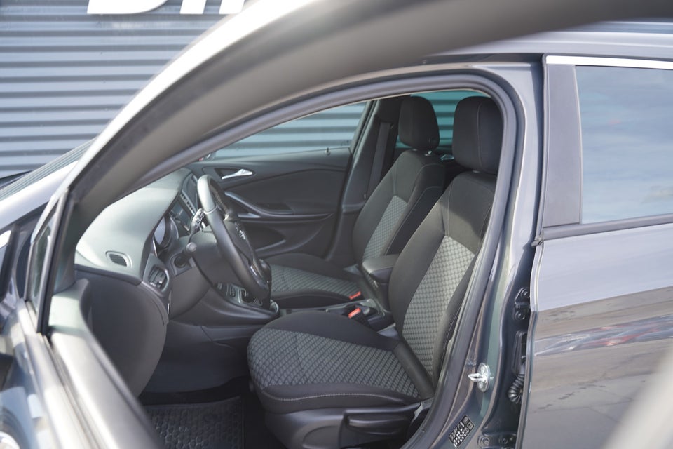 Opel Astra 1,0 T 105 Enjoy Sports Tourer 5d