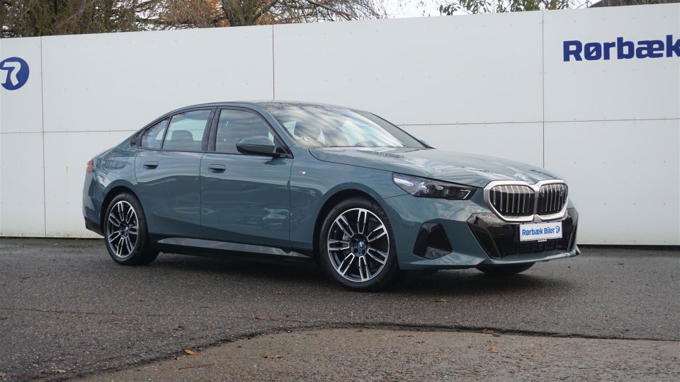 BMW i5 eDrive40 M-Sport 4d