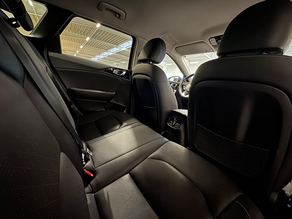 Kia Ceed 1,6 CRDi 136 Intro Edition SW DCT 5d