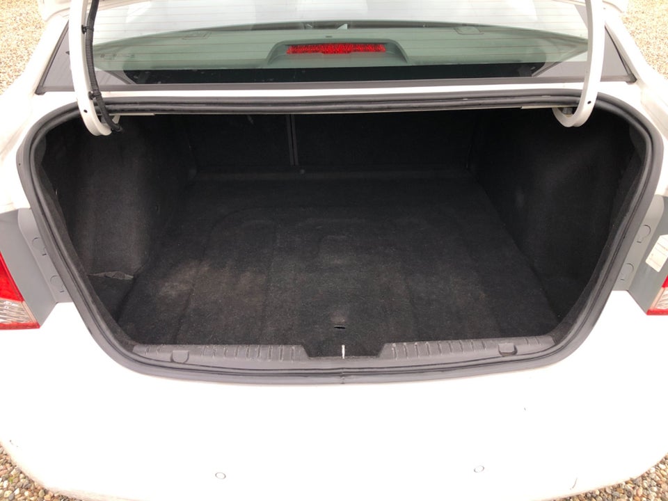 Chevrolet Cruze 1,8 LS 4d