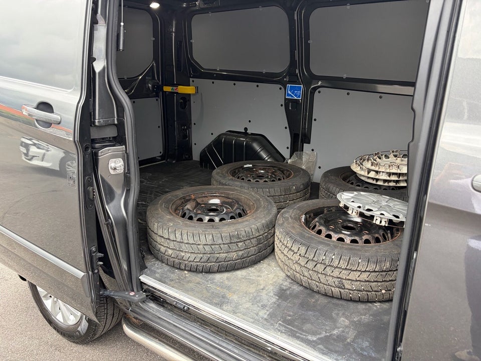 Ford Transit Custom 340 L1 2,0 TDCi 170 Limited aut.