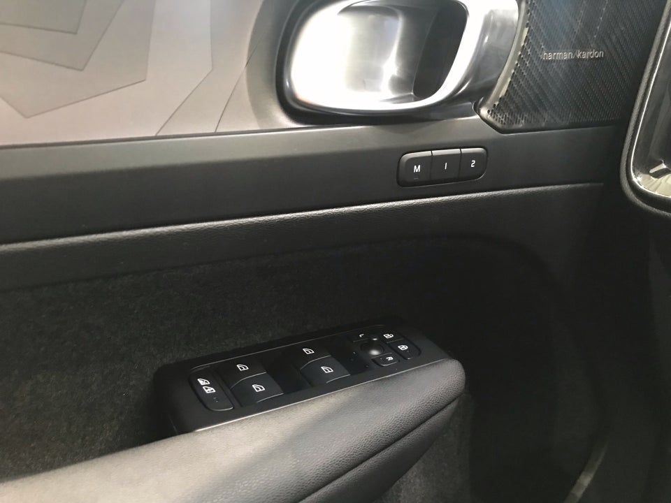 Volvo XC40 P6 ReCharge Ultimate 5d