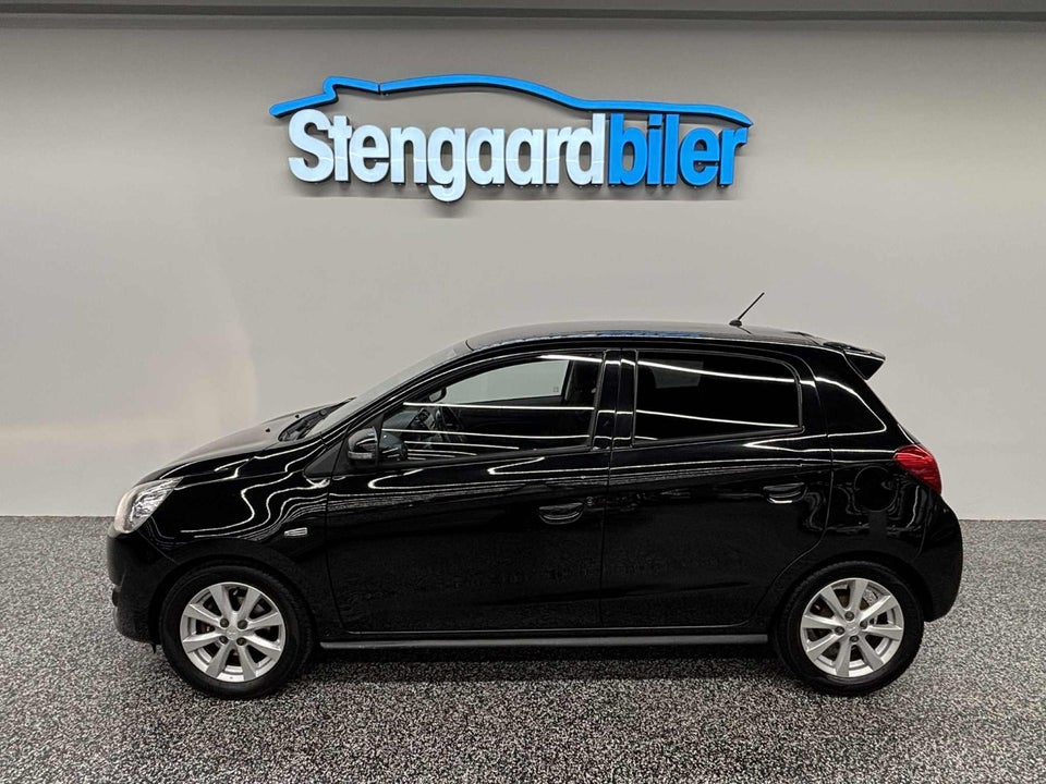 Mitsubishi Space Star 1,2 Black & White CVT 5d