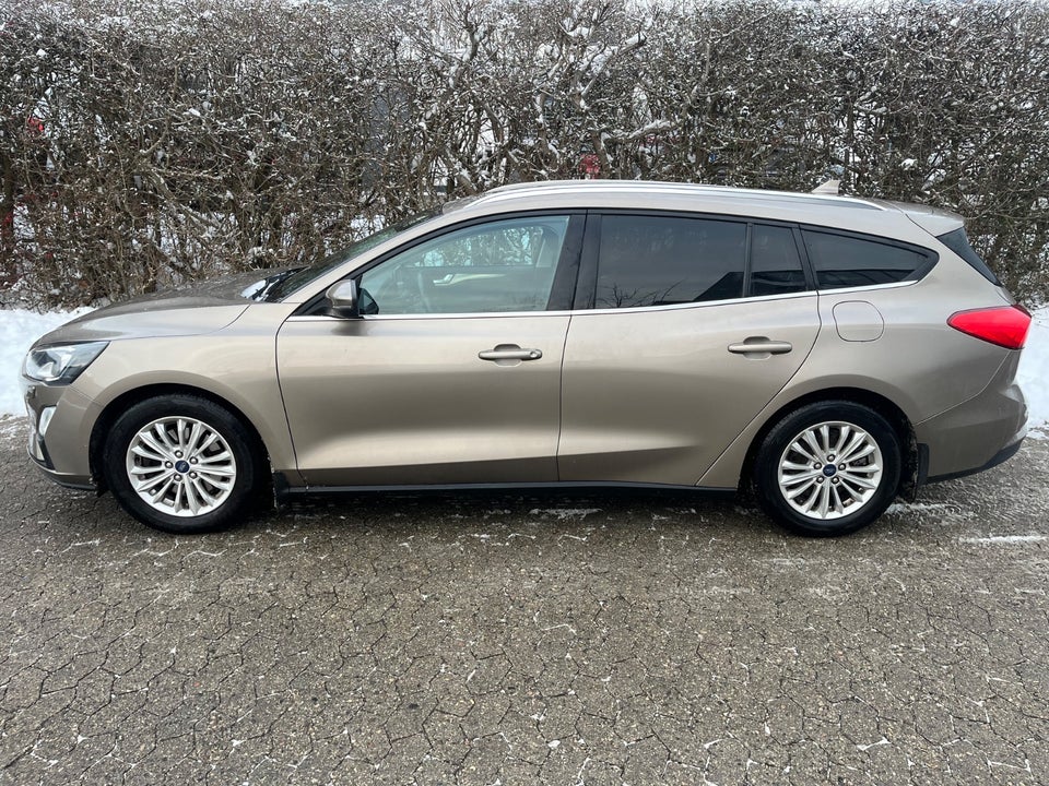 Ford Focus 1,0 EcoBoost Titanium stc. 5d