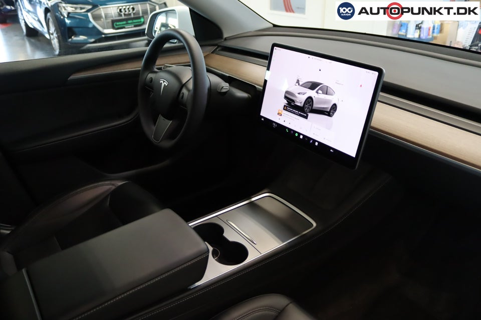 Tesla Model Y Long Range RWD 5d