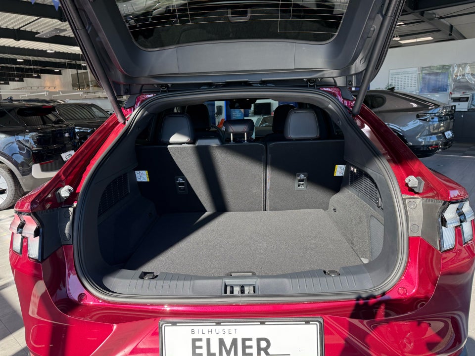 Ford Mustang Mach-E 98 Premium Extended Range AWD 5d