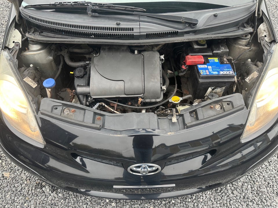 Toyota Aygo 1,0 Plus Black 5d