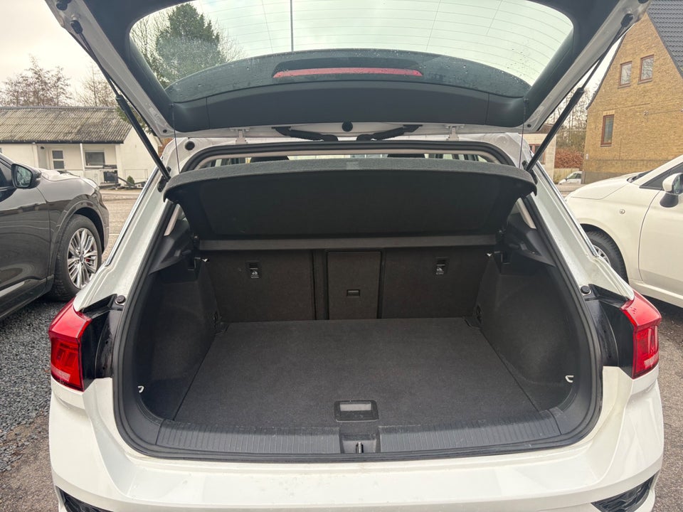 VW T-Roc 1,0 TSi 115 Style 5d