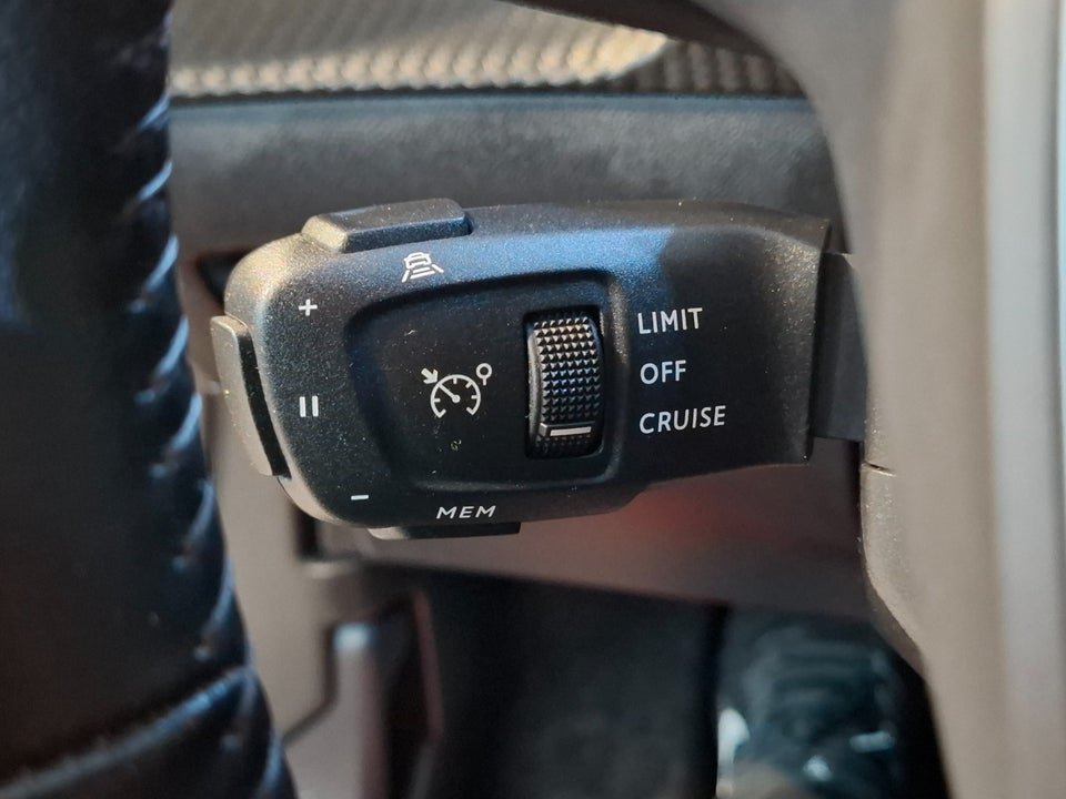 Peugeot 2008 1,5 BlueHDi 100 Allure 5d