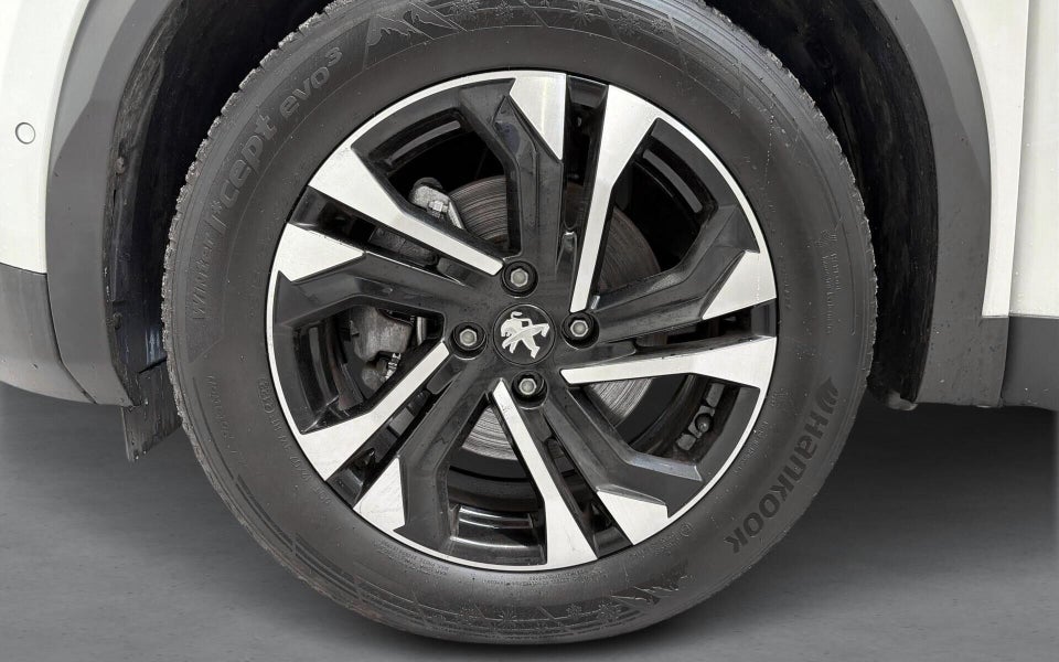 Peugeot e-2008 50 GT 5d