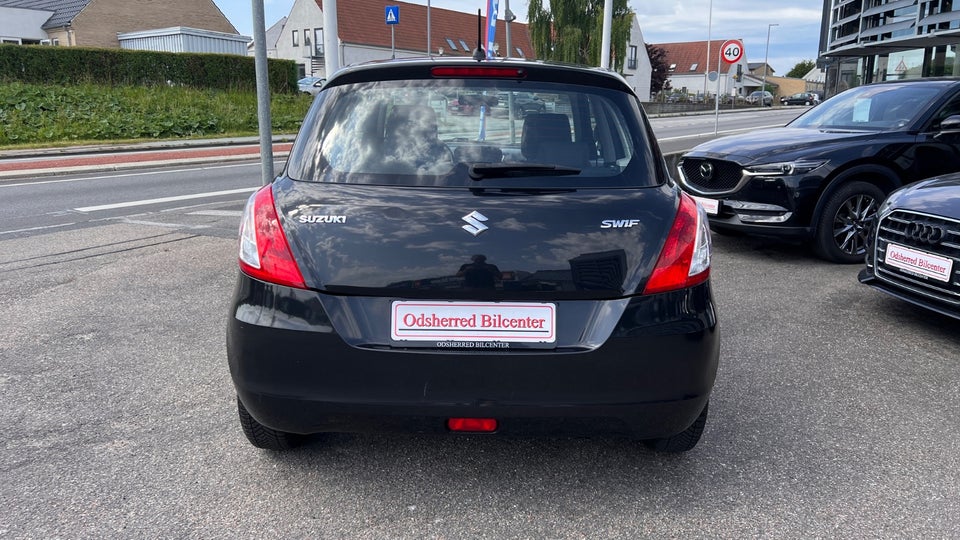 Suzuki Swift 1,2 Dualjet Comfort 5d