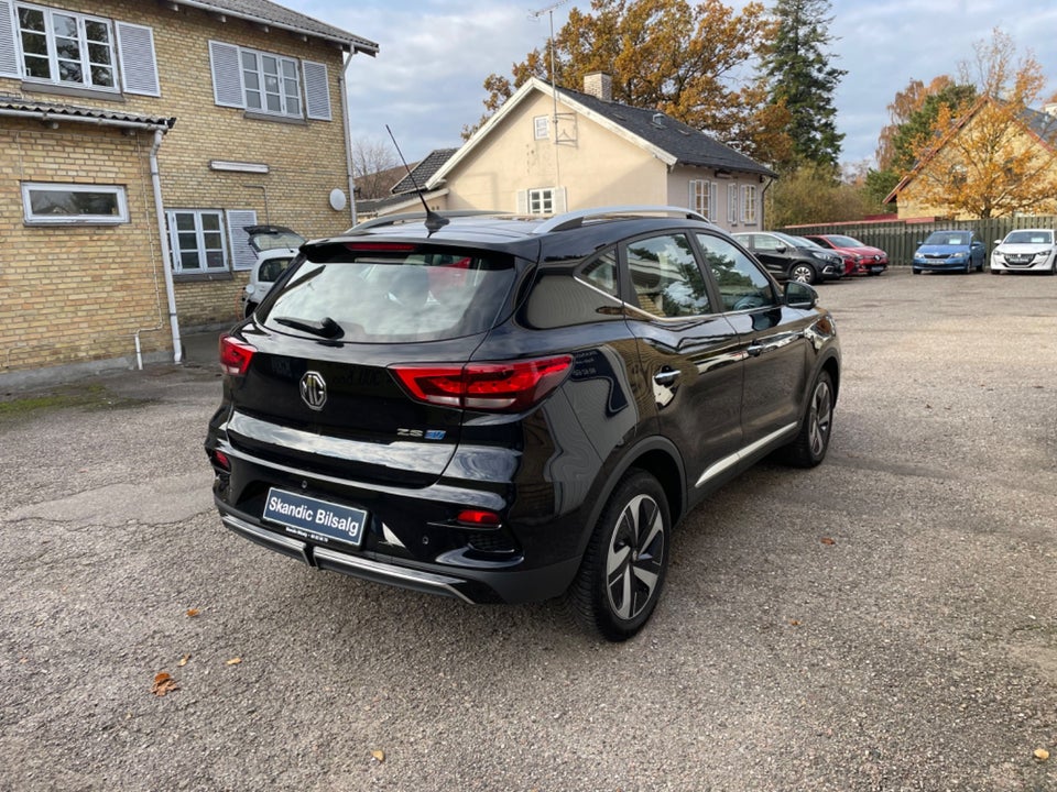 MG ZS 70 Luxury 5d