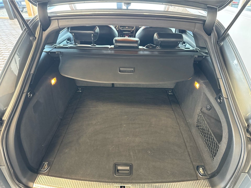 Audi A4 2,0 TDi 136 S-line Avant 5d