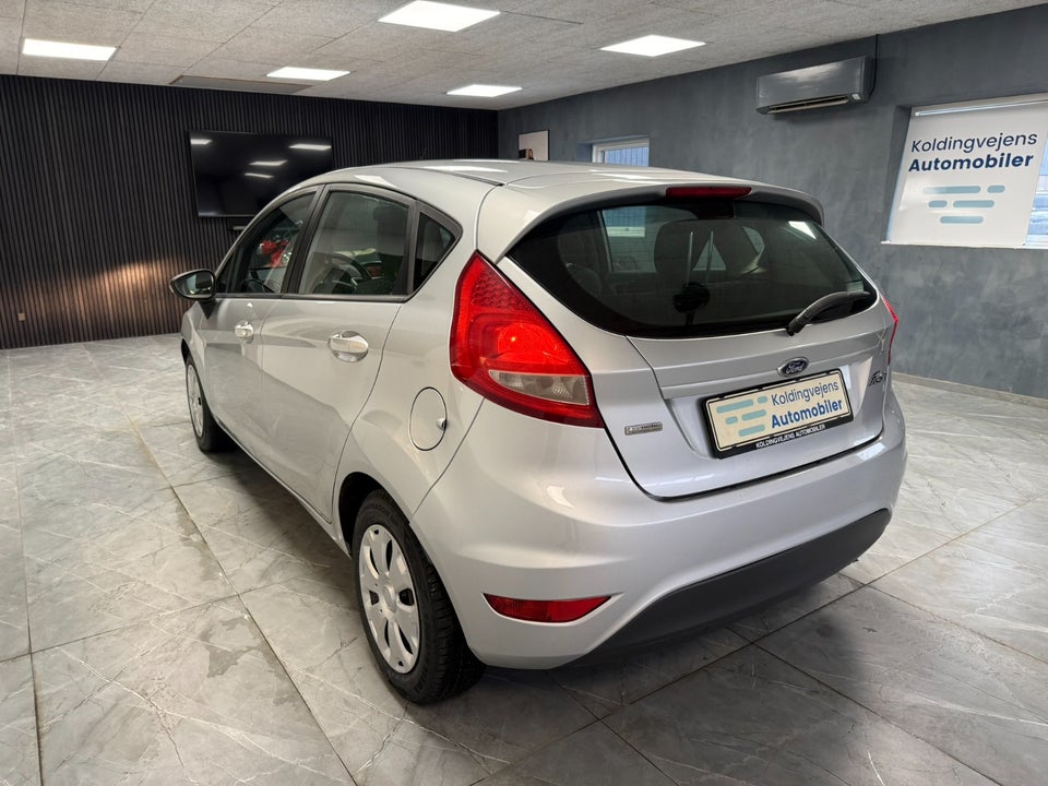 Ford Fiesta 1,6 TDCi 95 ECO 5d