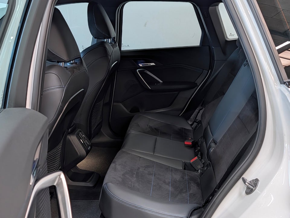 BMW iX1 eDrive20 M-Sport 5d