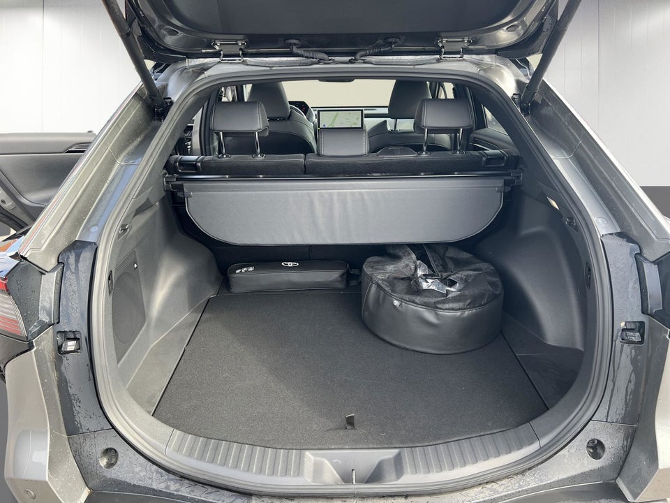 Toyota bZ4X Executive Premium 5d