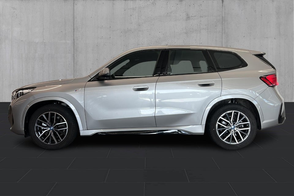 BMW iX1 eDrive20 M-Sport 5d