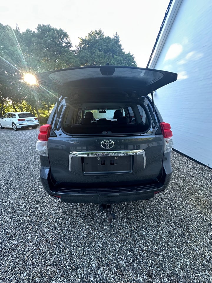 Toyota Land Cruiser 3,0 D-4D T3 aut. 5d