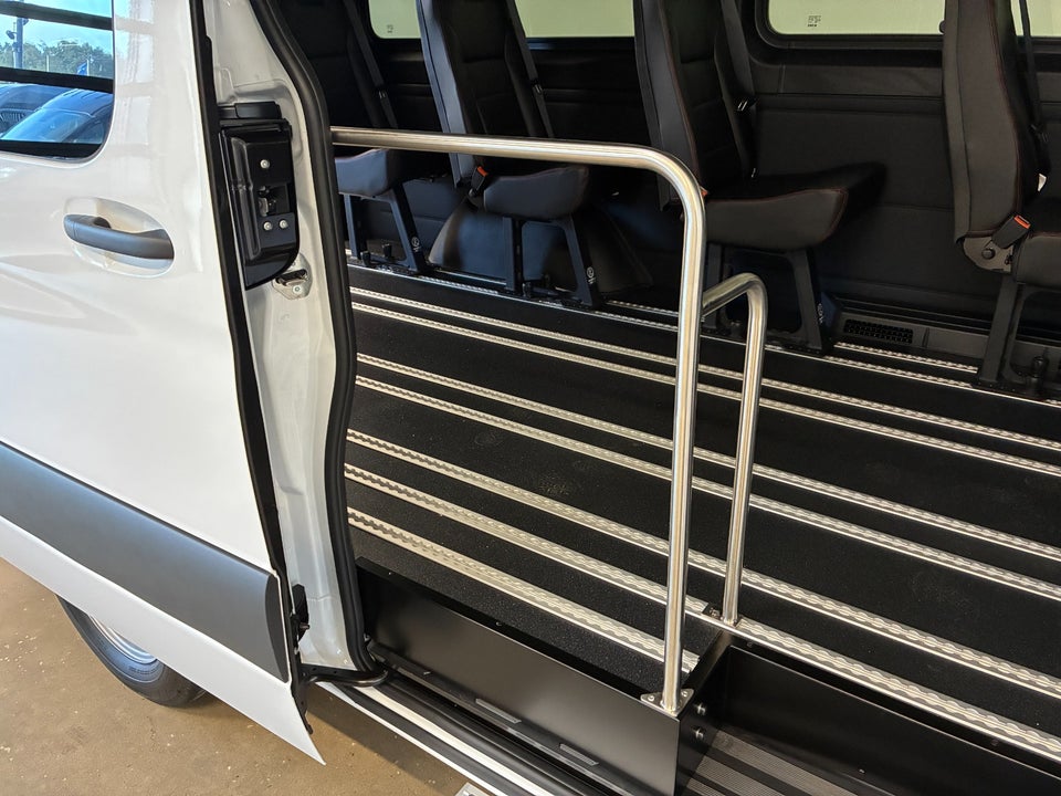 Mercedes Sprinter 317 2,0 CDi A2 Tourer PRO aut. RWD